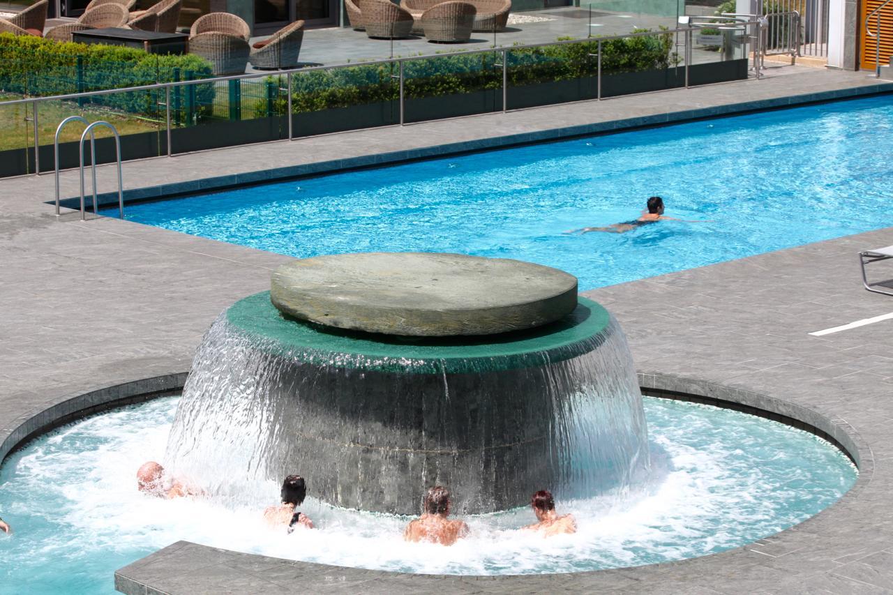 Ursula In Der Zum Kronprinzen Direkt Gegenüber Der Saarow Therme Bad Saarow